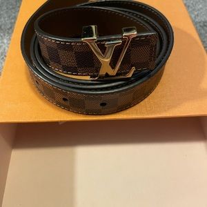 Bundle deal LV belt and matching bag